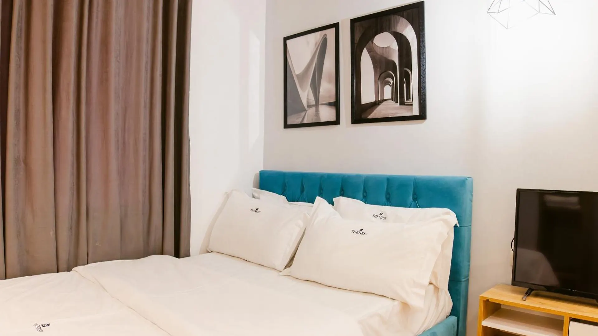 Durres Str Modern Apartments - The Nest Tirana
