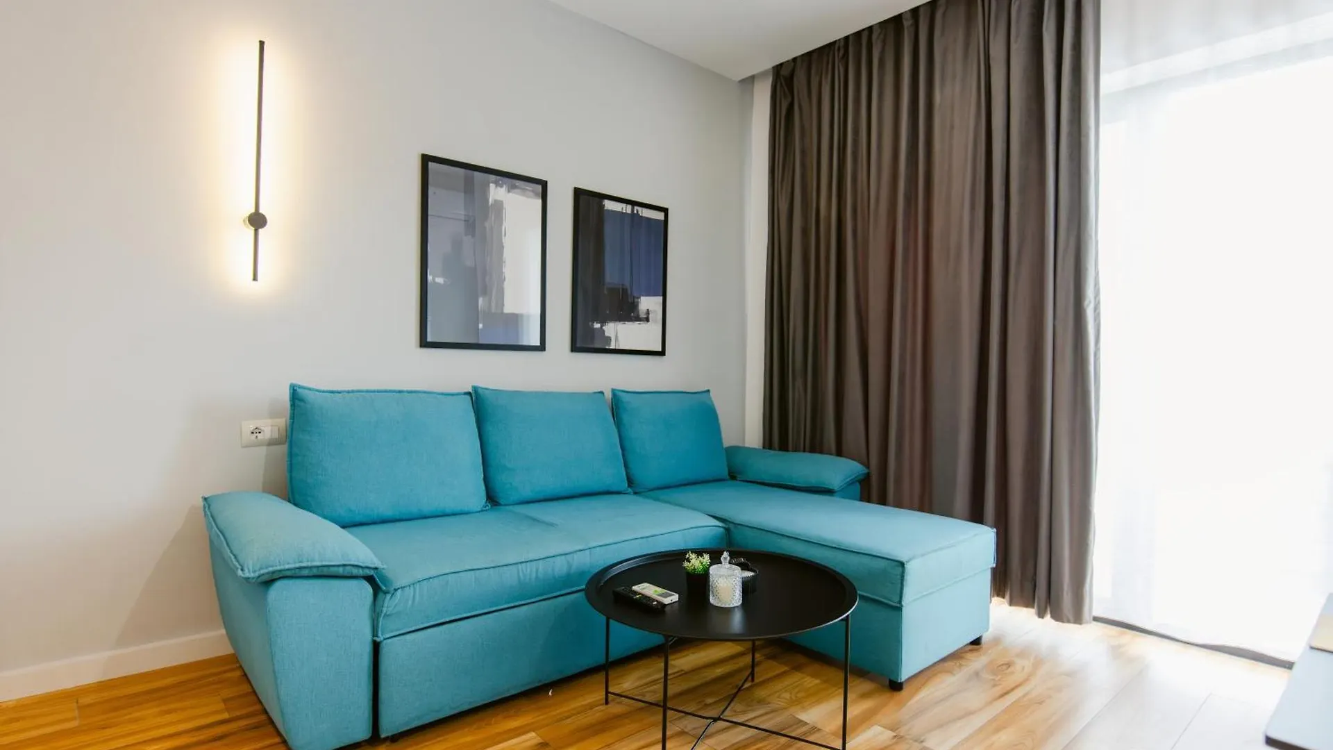 Durres Str Modern Apartments - The Nest Tirana
