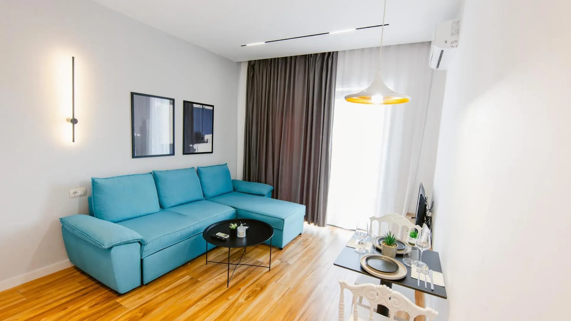 Durres Str Modern Apartments - The Nest Tirana Albanië